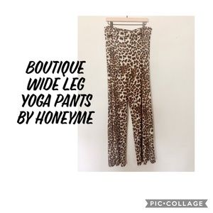 honeyme Wide leg Leopard print pant